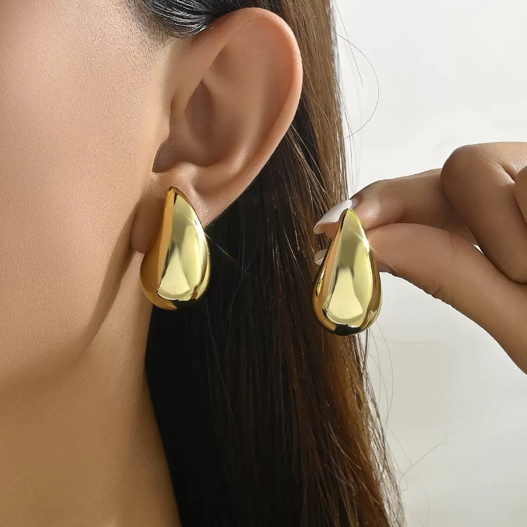 Vintage Gold Teardrop Earrings