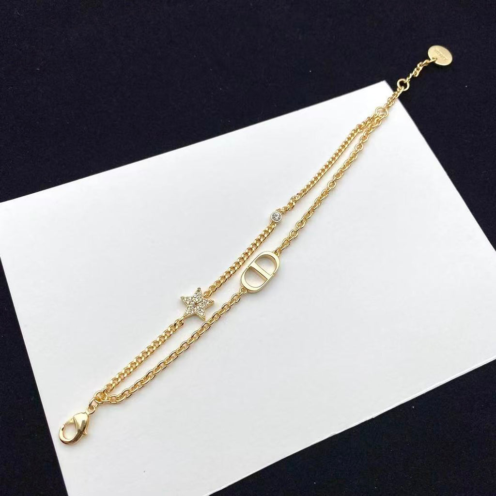 ᗡD 18K Gold Bracelet