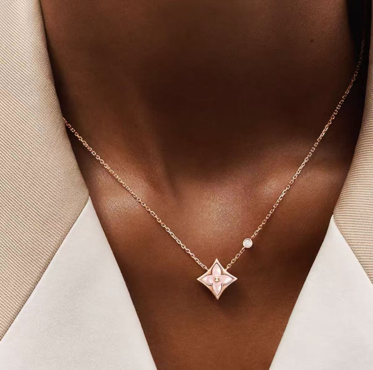 COLOR BLOSSOM Necklace