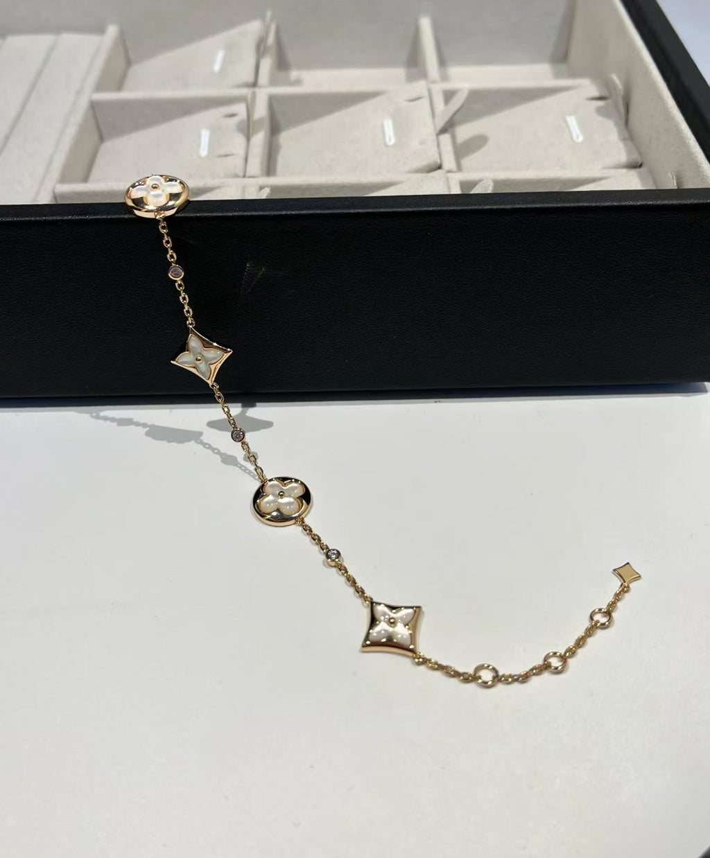 Mother of Pearl 18K Rose Gold Bracelet