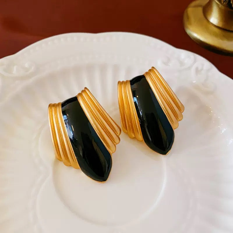 Vintage Geometric Gold Necklace