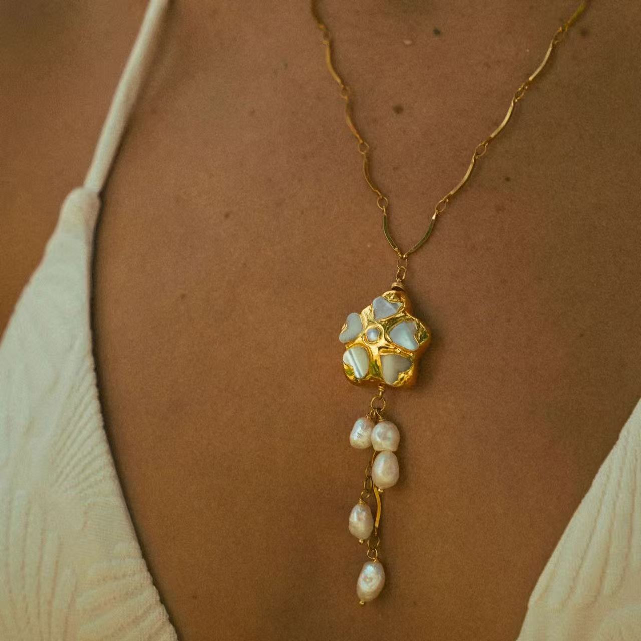 Flower Pearl Tassel Necklace