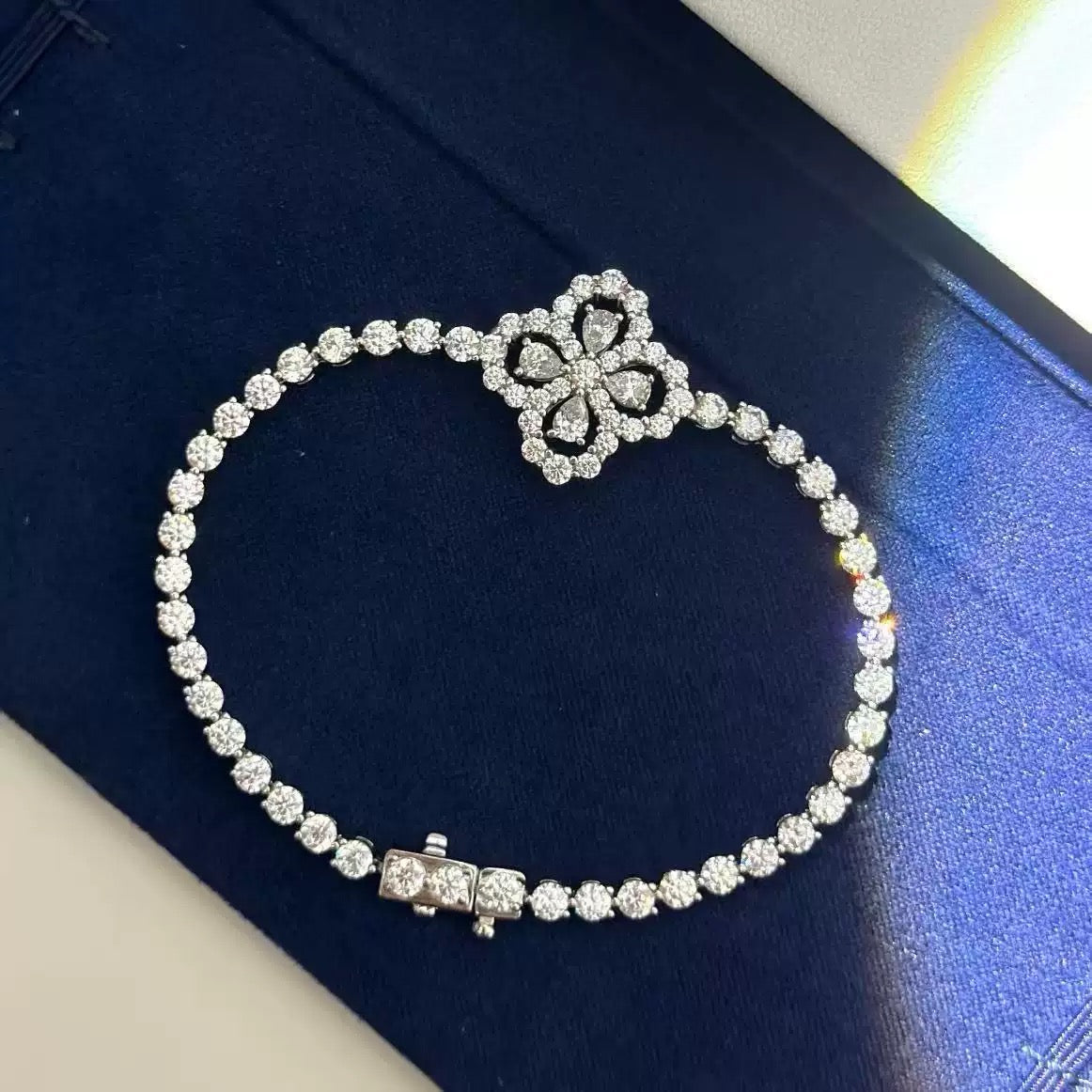 S925 Sterling Silver Zircon Four-Leaf Clover Bracelet(17 cm)